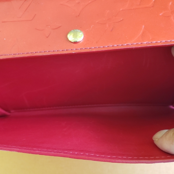 Louis Vuitton Porte Monnaie Vernier Red Wallet - Picture 5 of 7
